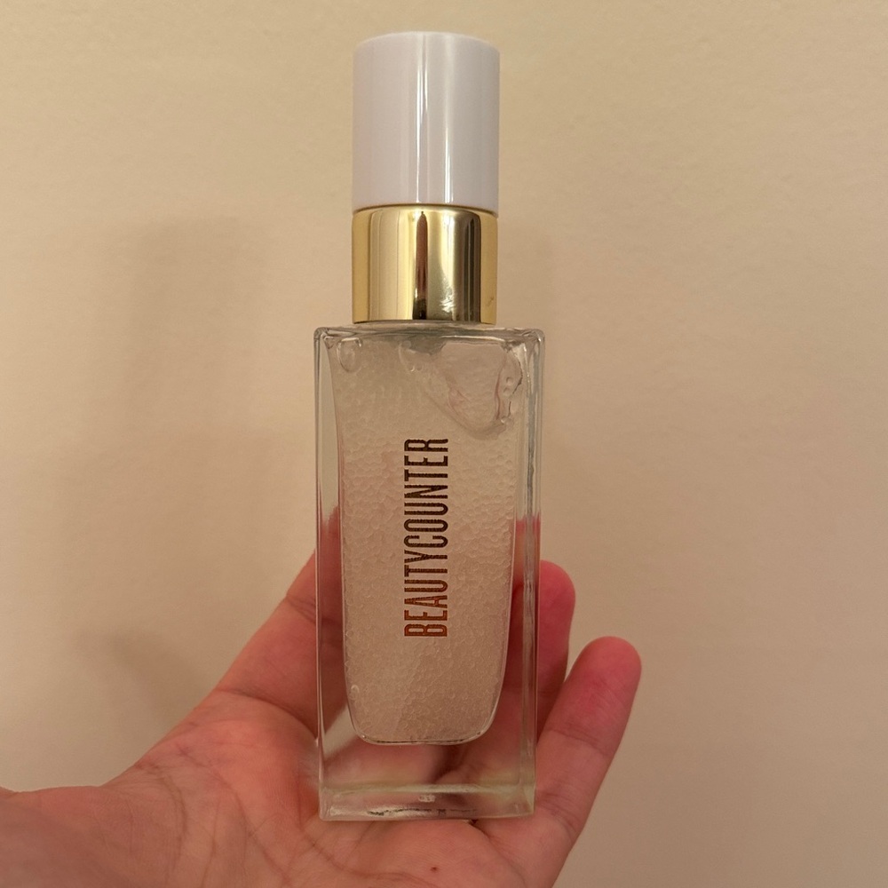 New Beautycounter Radiant Primer with Gold Accents